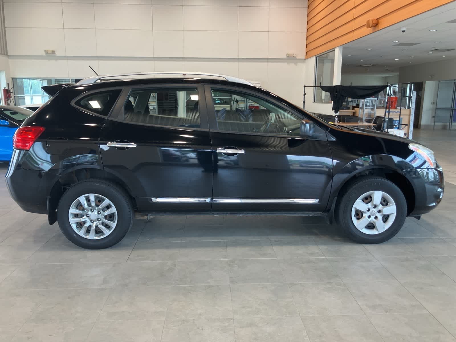 Thumbnail: 2015 Nissan Rogue - 4