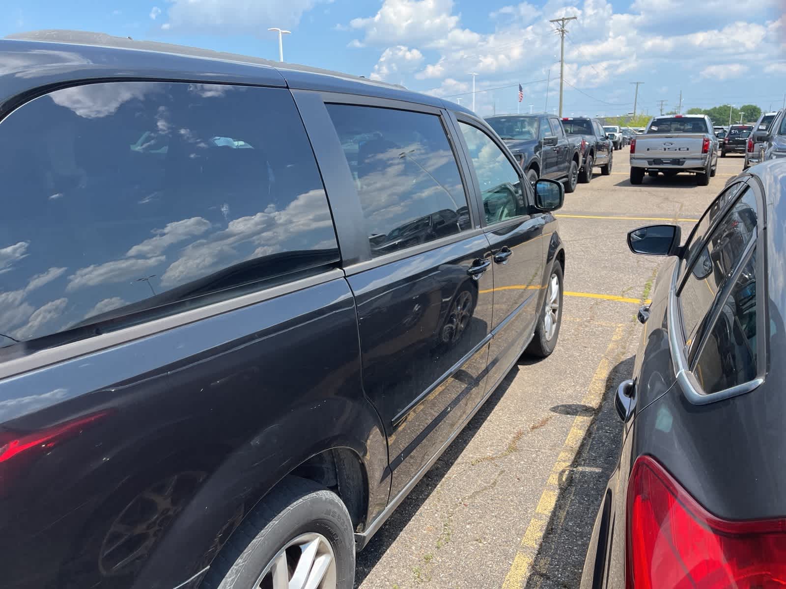 Thumbnail: 2013 Dodge Grand Caravan - 14