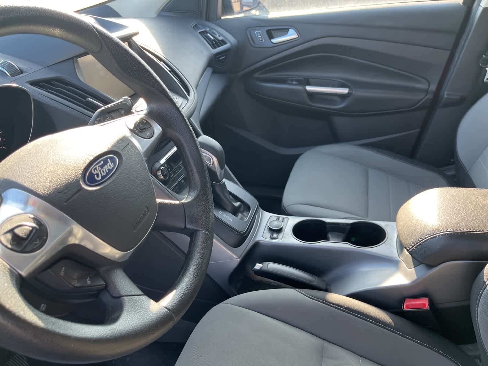 Thumbnail: 2015 Ford Escape - 25