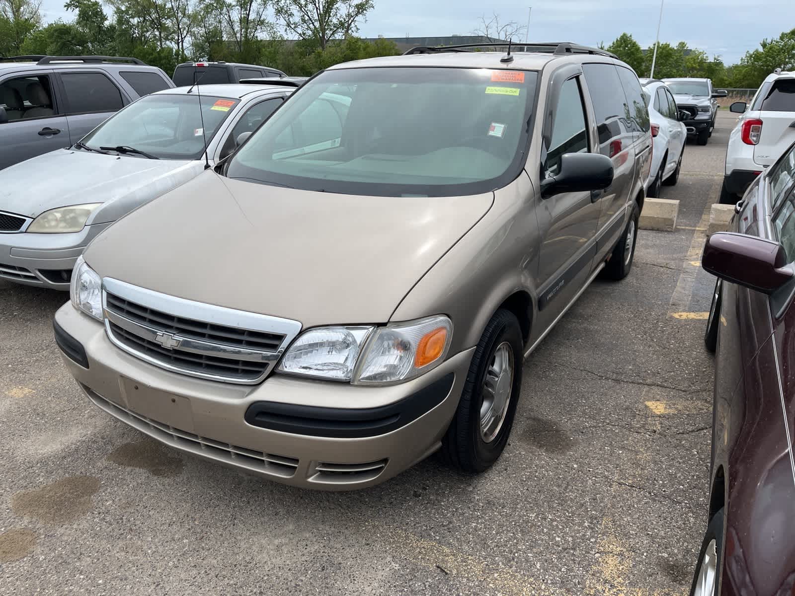 2002 Chevrolet Venture LT -
                  Sterling Heights, MI