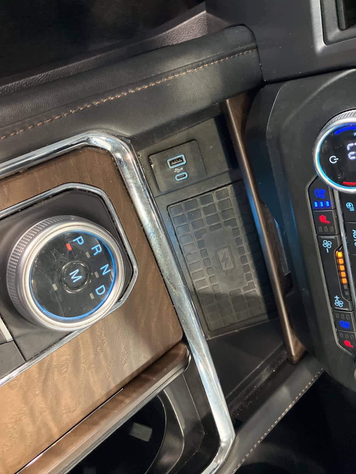 Thumbnail: 2021 Ford Expedition MAX - 24