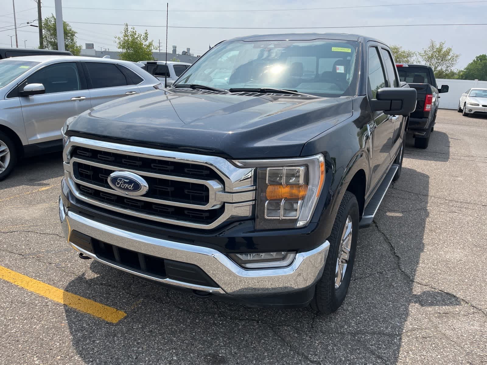 2022 Ford F-150 XLT 3