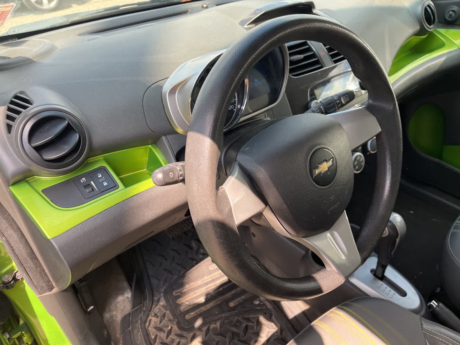 Thumbnail: 2014 Chevrolet Spark - 23