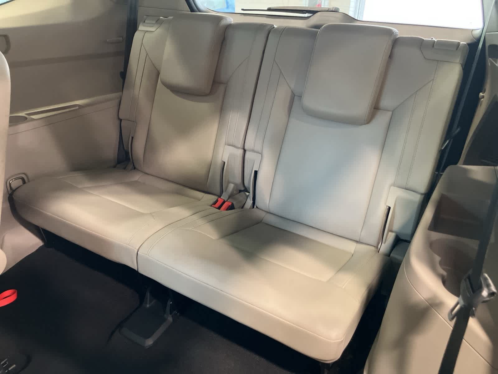 Thumbnail: 2019 Volkswagen Atlas - 28