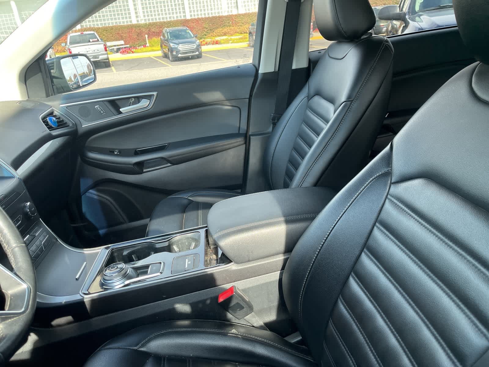 Thumbnail: 2020 Ford Edge - 23