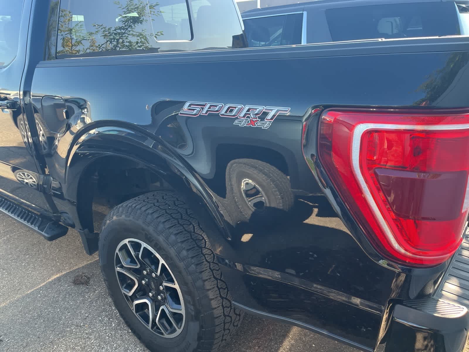 Thumbnail: 2023 Ford F-150 - 10