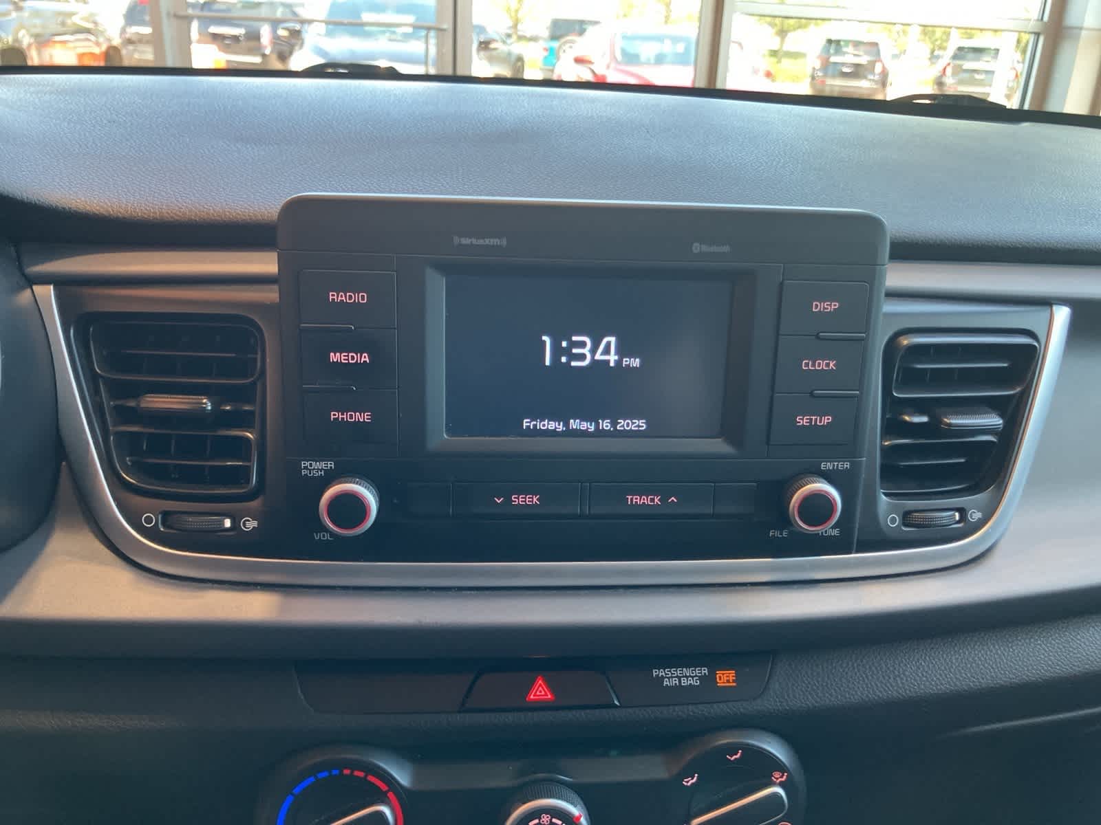 Thumbnail: 2018 Kia Rio - 15