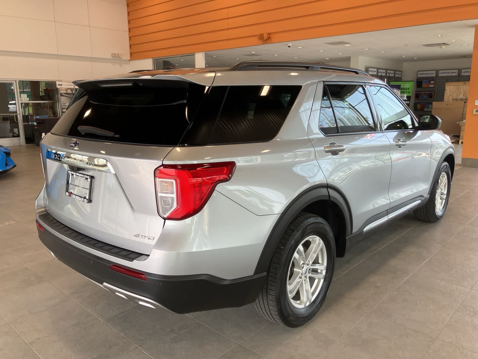 Thumbnail: 2022 Ford Explorer - 5