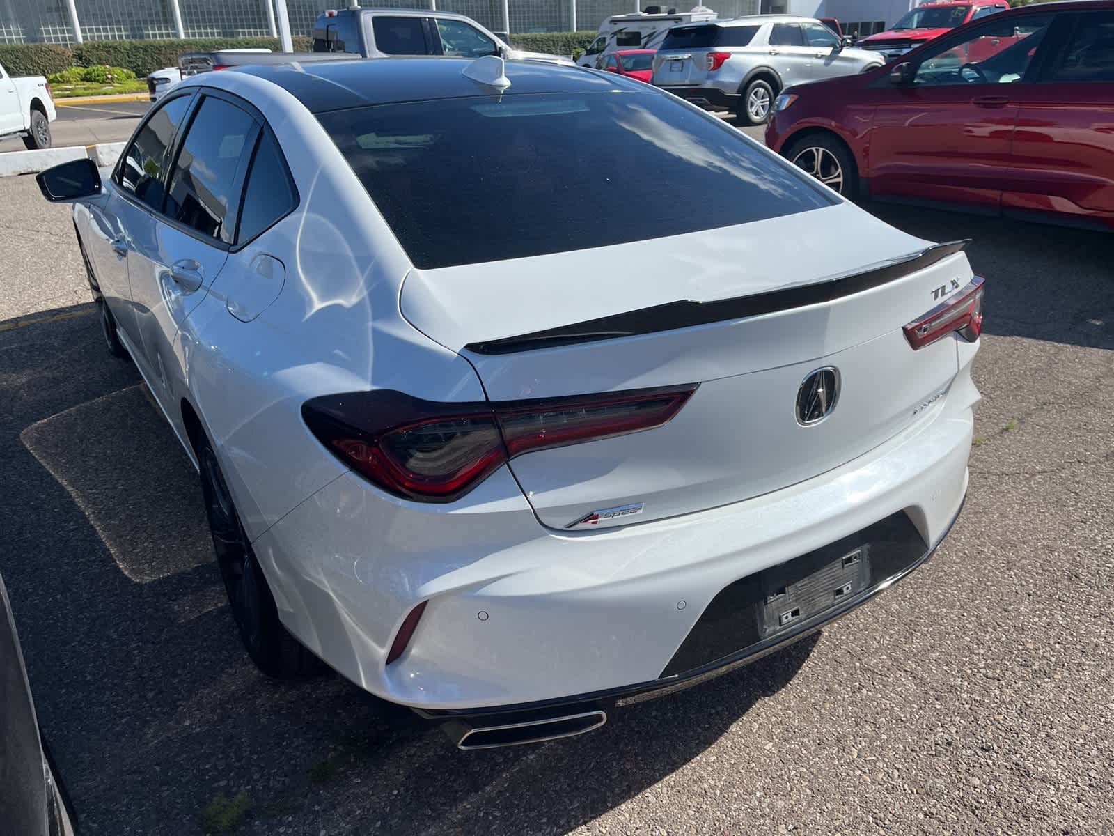 Thumbnail: 2022 Acura TLX - 7