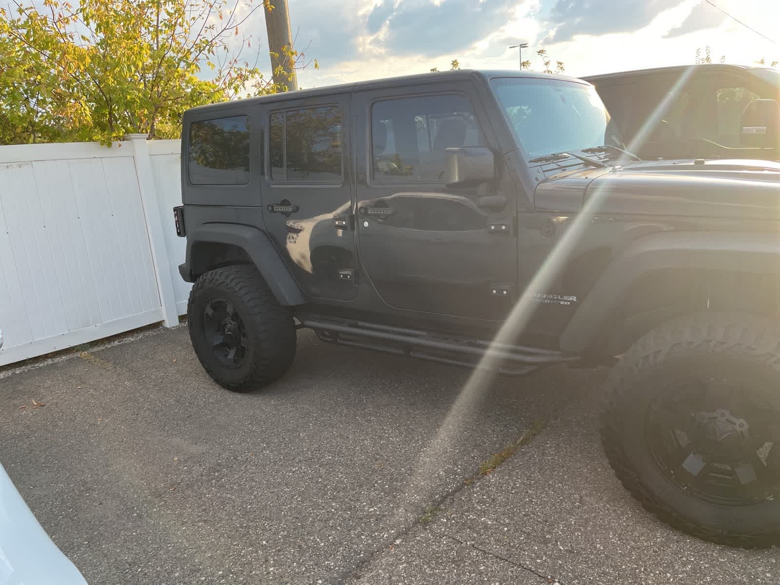 Thumbnail: 2017 Jeep Wrangler - 17