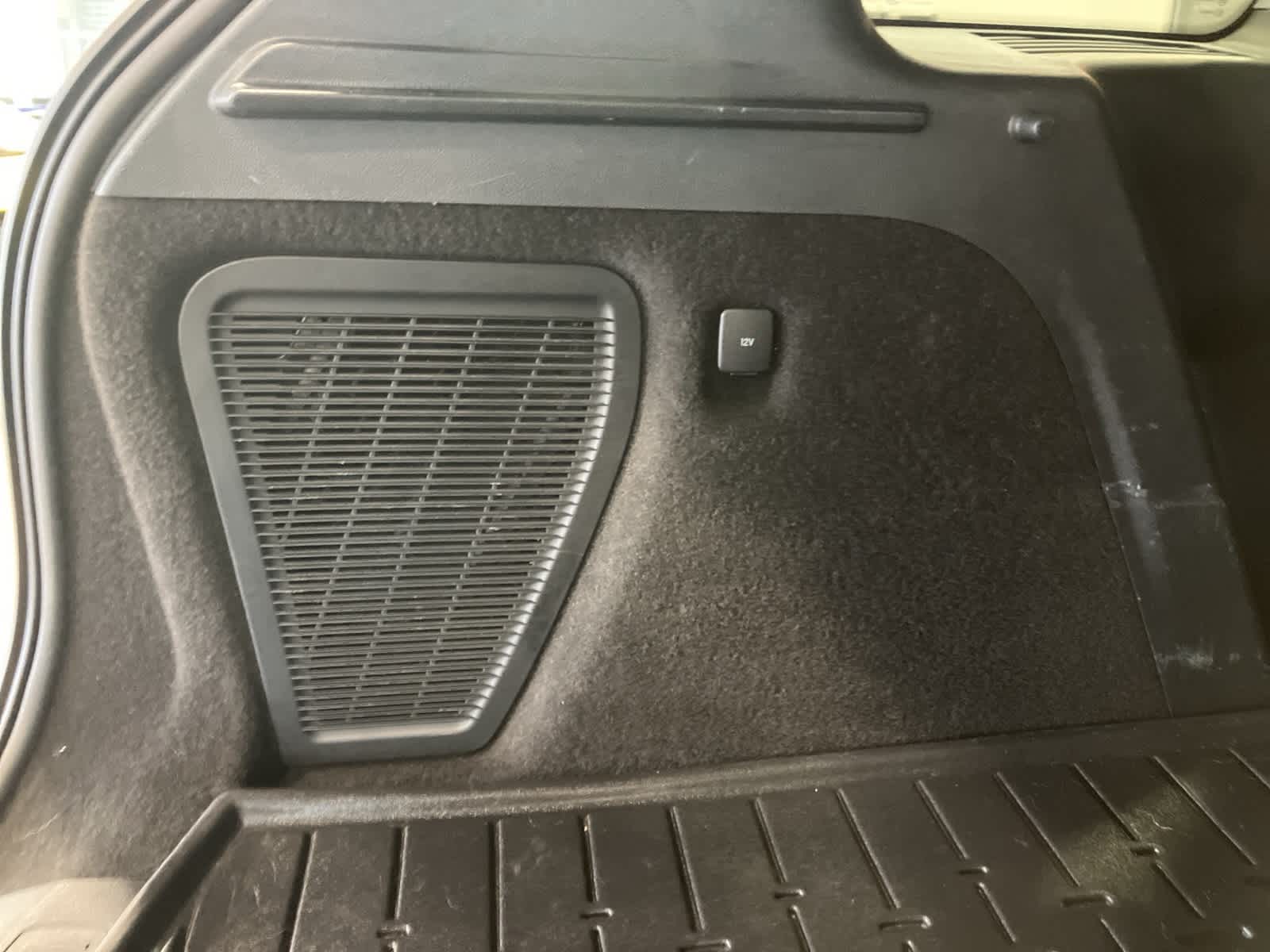 Thumbnail: 2022 Lincoln Corsair - 31