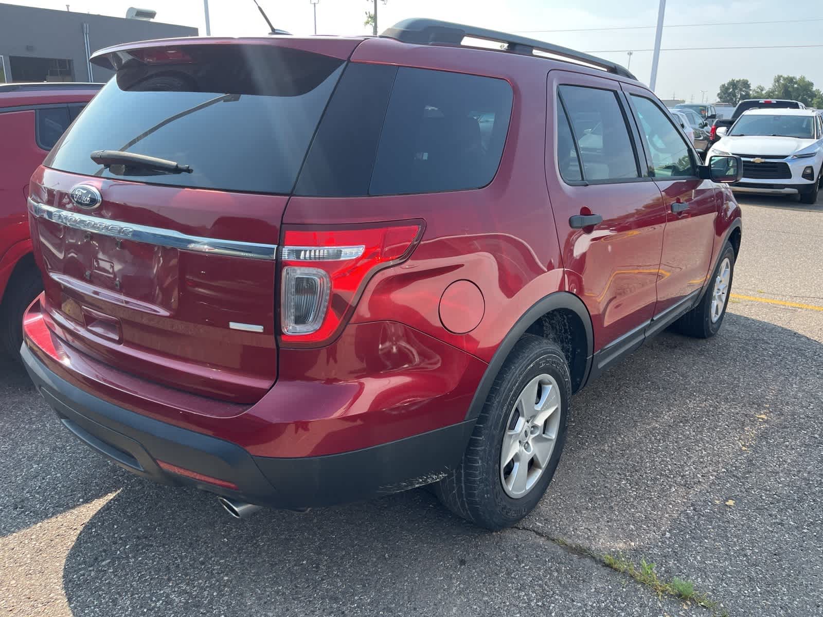 Thumbnail: 2013 Ford Explorer - 11