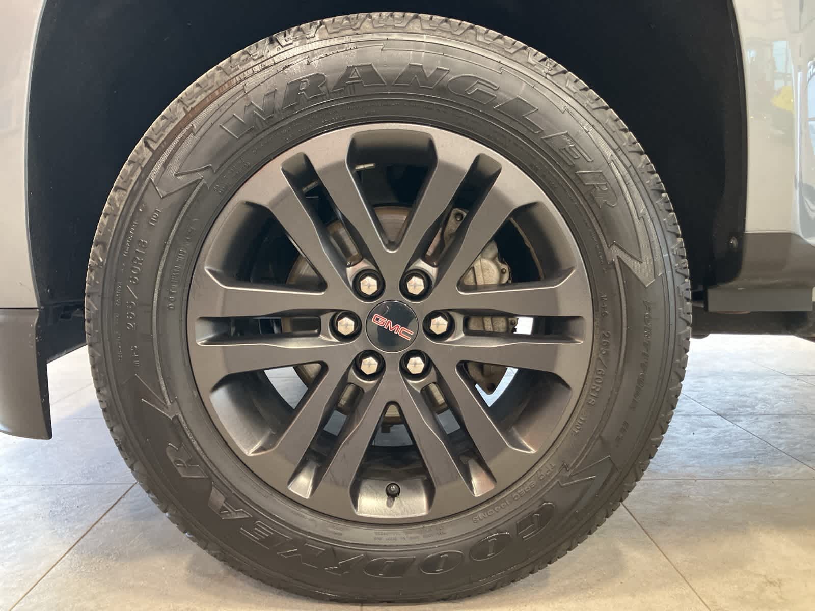 Thumbnail: 2020 GMC Canyon - 13