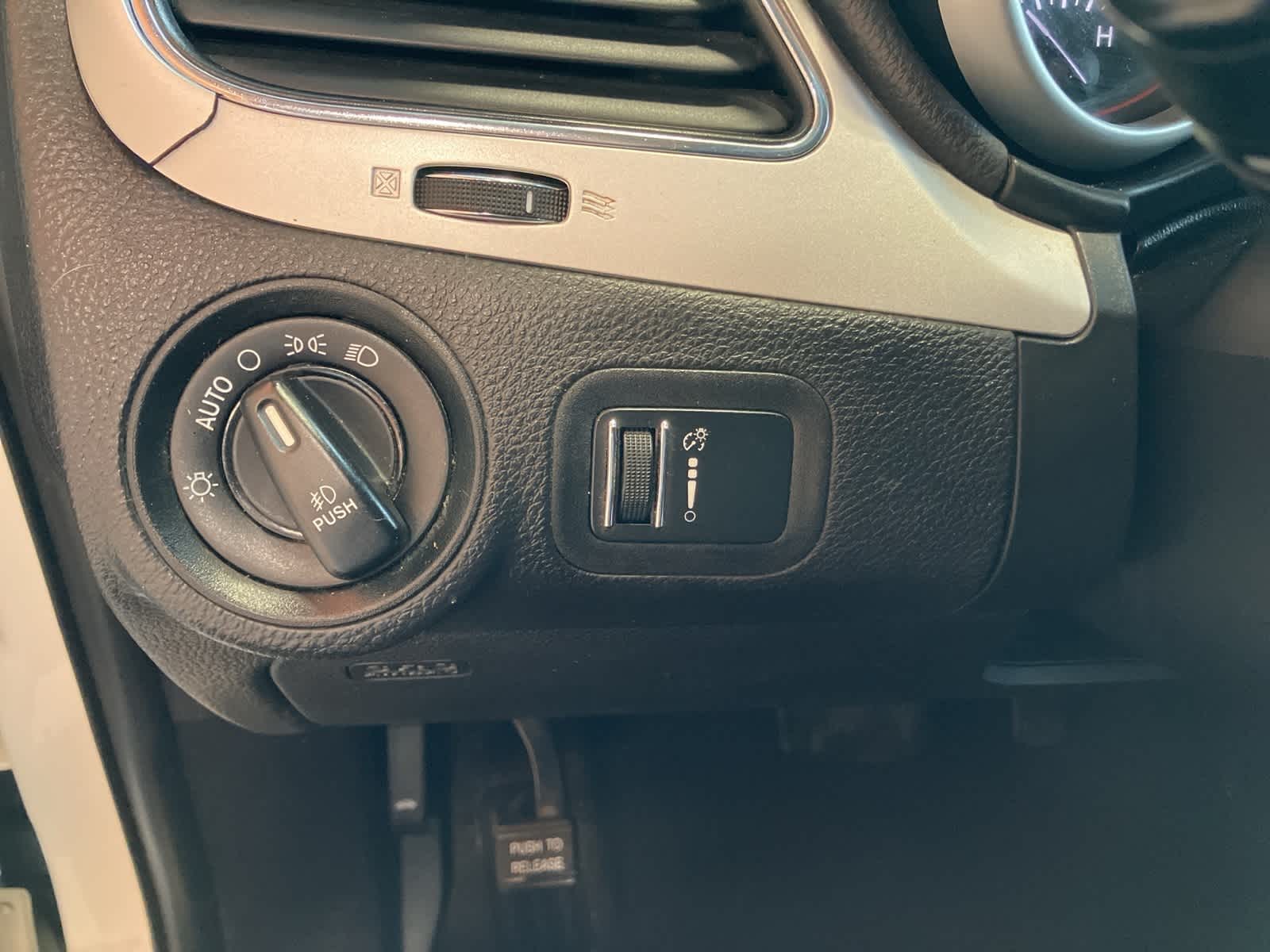 Thumbnail: 2016 Dodge Journey - 11