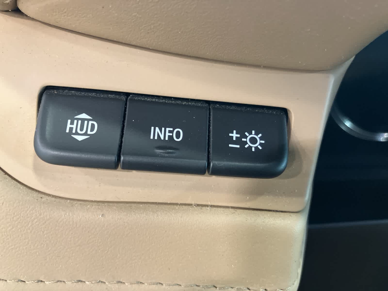 Thumbnail: 2019 Cadillac Escalade - 17