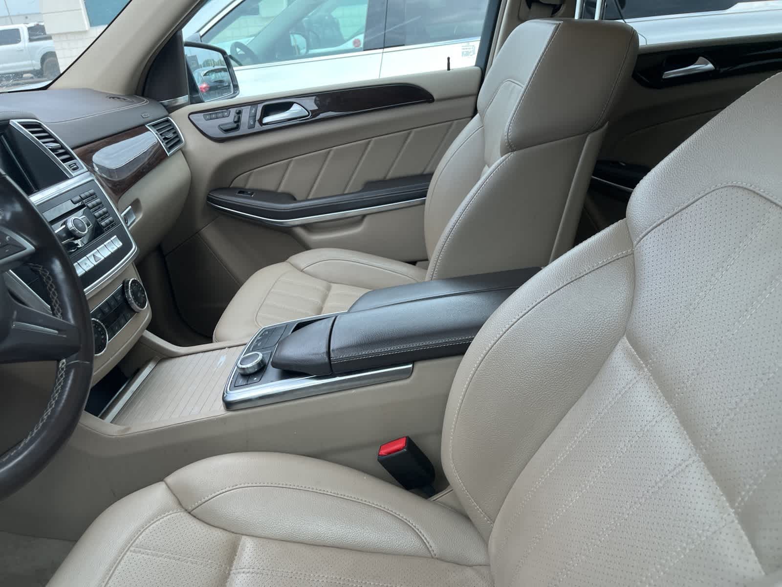 Thumbnail: 2014 Mercedes-Benz GL-Class - 22