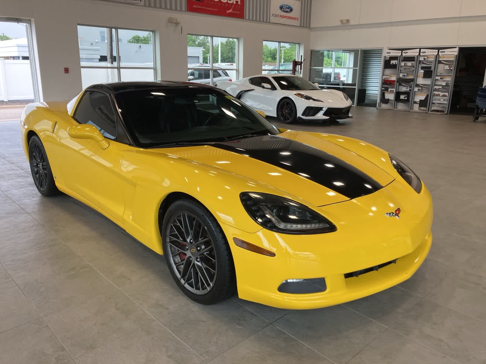 Thumbnail: 2008 Chevrolet Corvette - 3