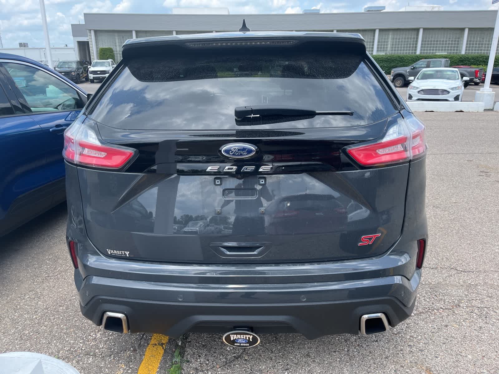 2021 Ford Edge ST 9