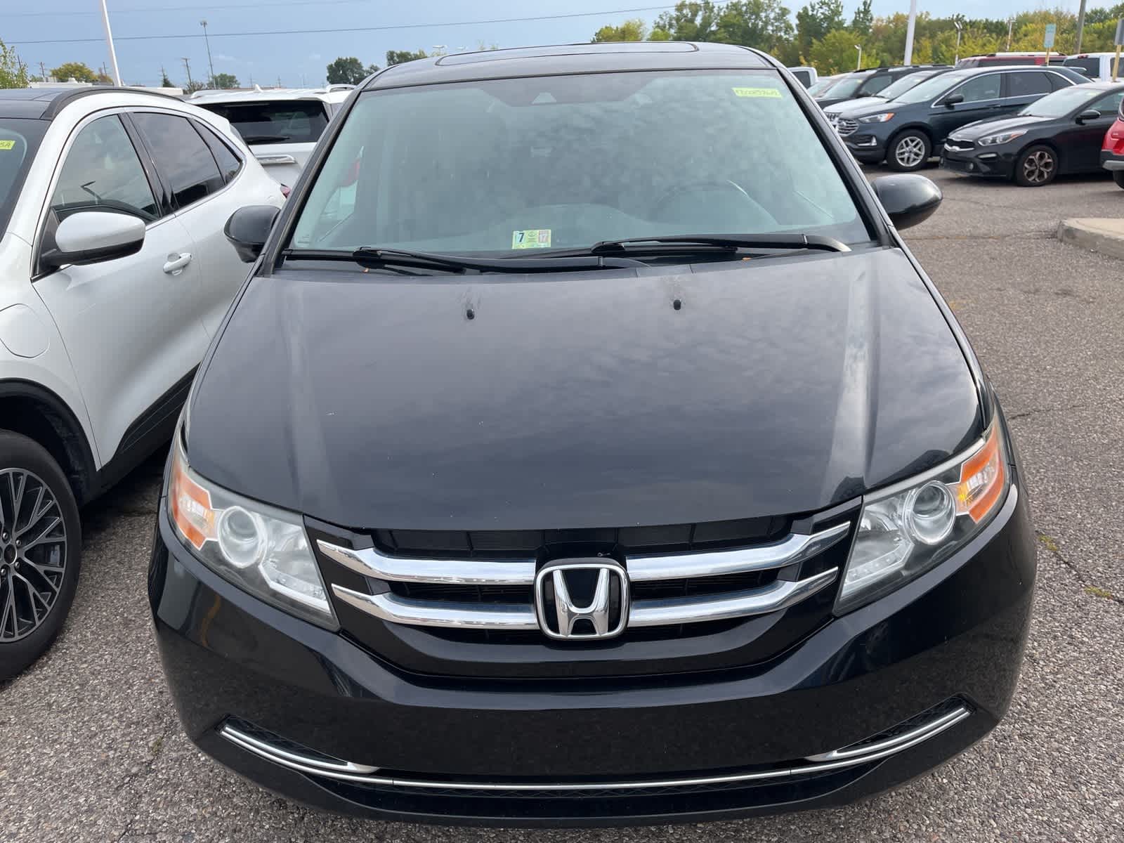 Thumbnail: 2015 Honda Odyssey - 21