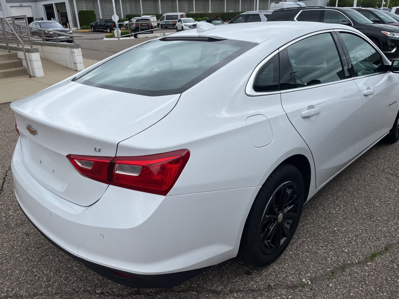 Thumbnail: 2024 Chevrolet Malibu - 12