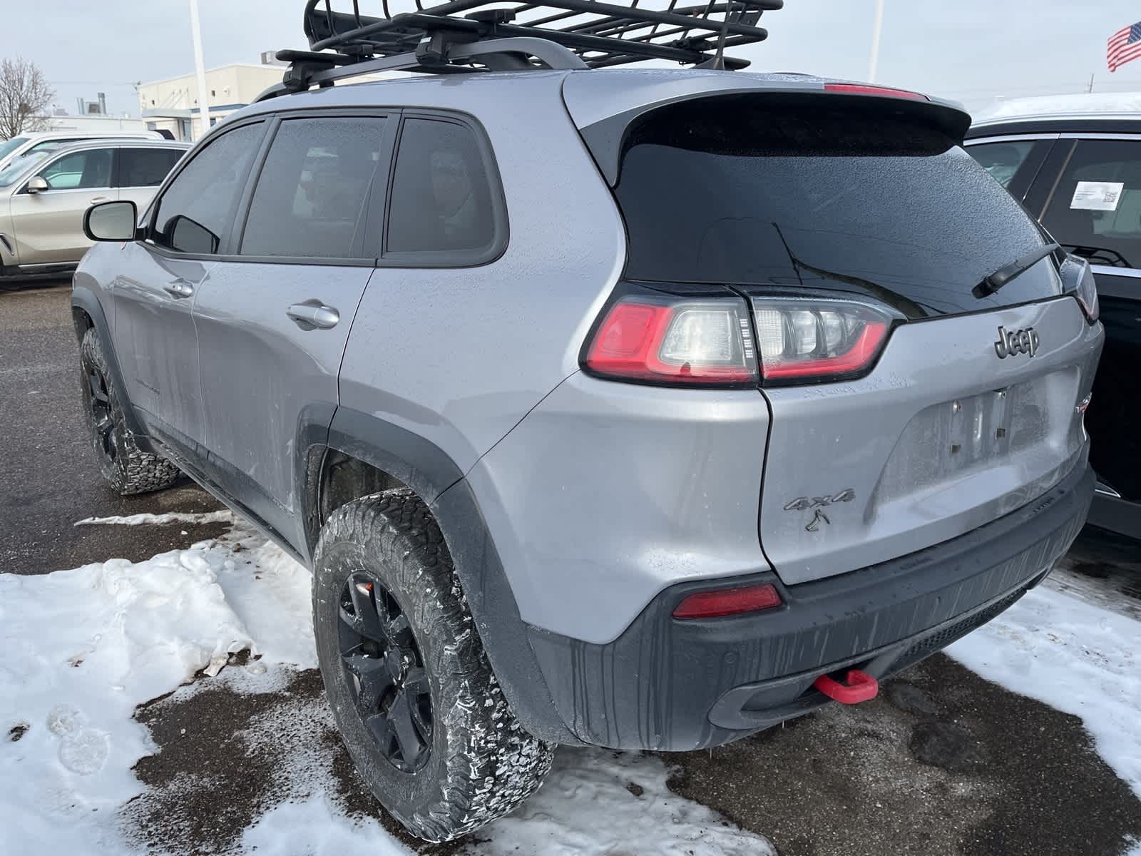 Thumbnail: 2020 Jeep Cherokee - 10