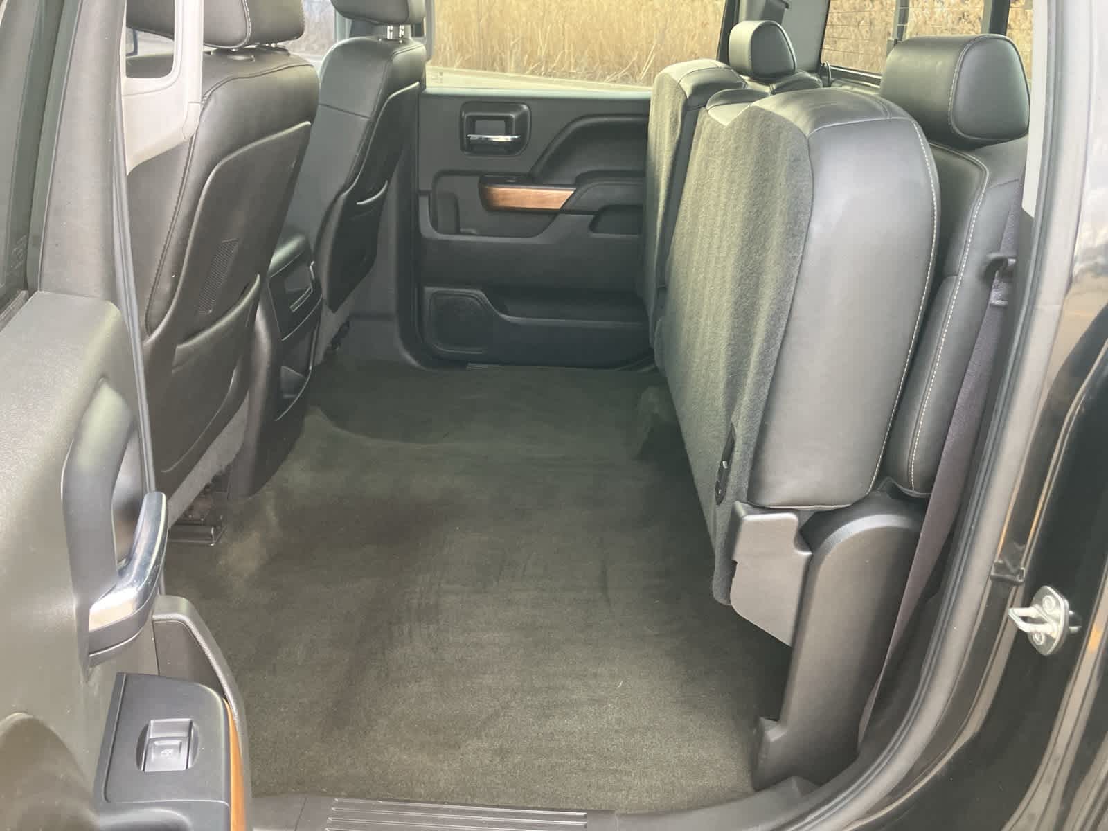 Thumbnail: 2015 Chevrolet Silverado 1500 - 23