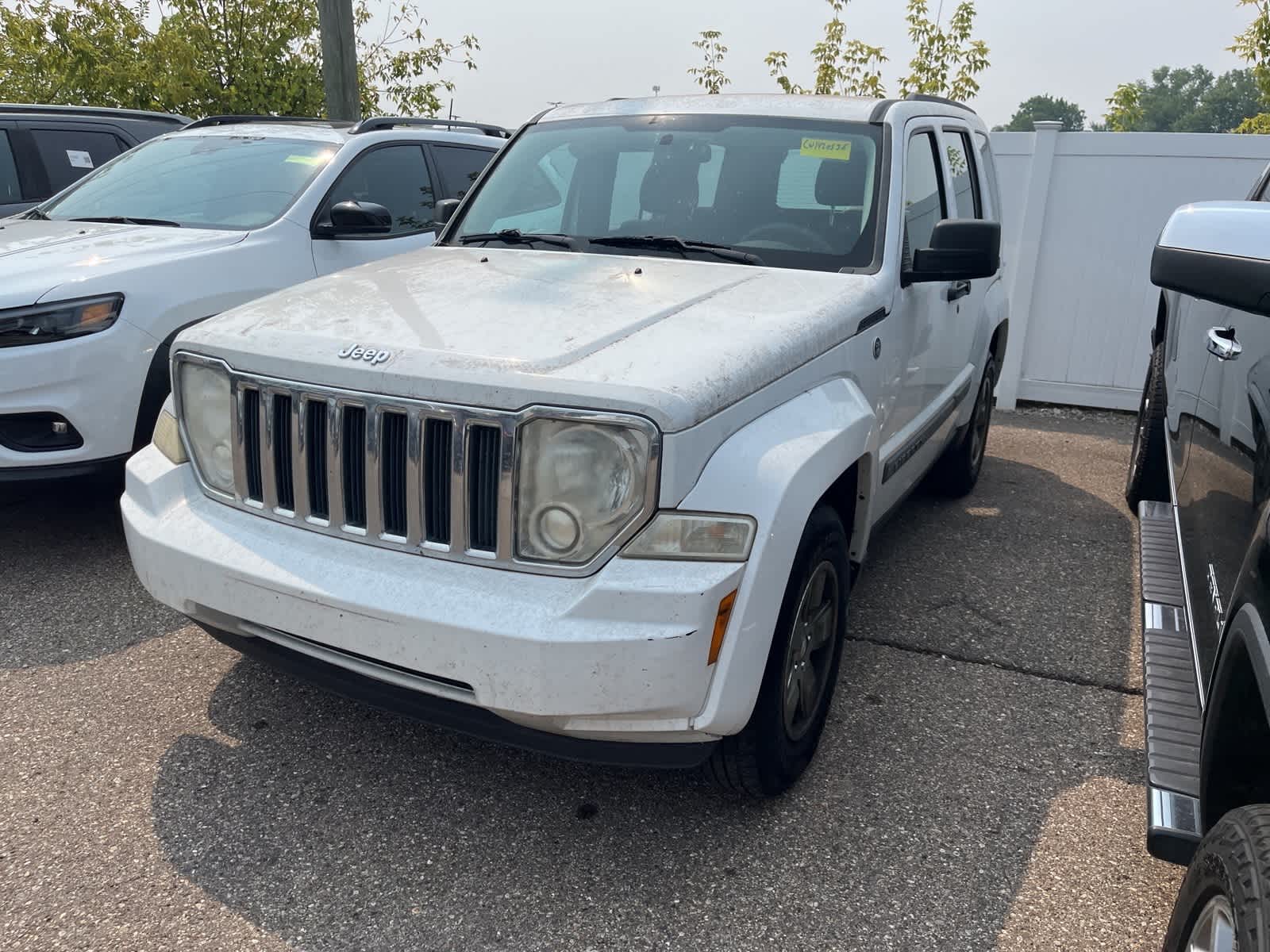 Thumbnail: 2012 Jeep Liberty - 1