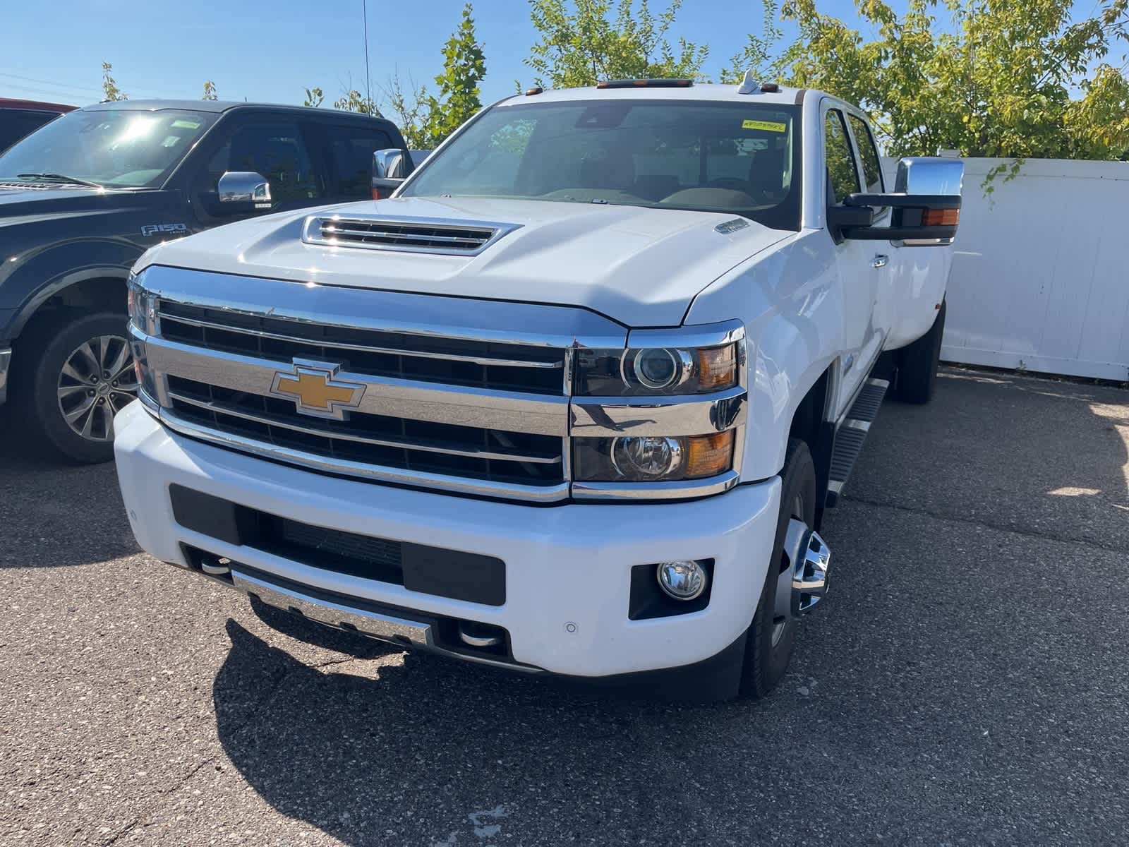 Thumbnail: 2019 Chevrolet Silverado 3500 - 3