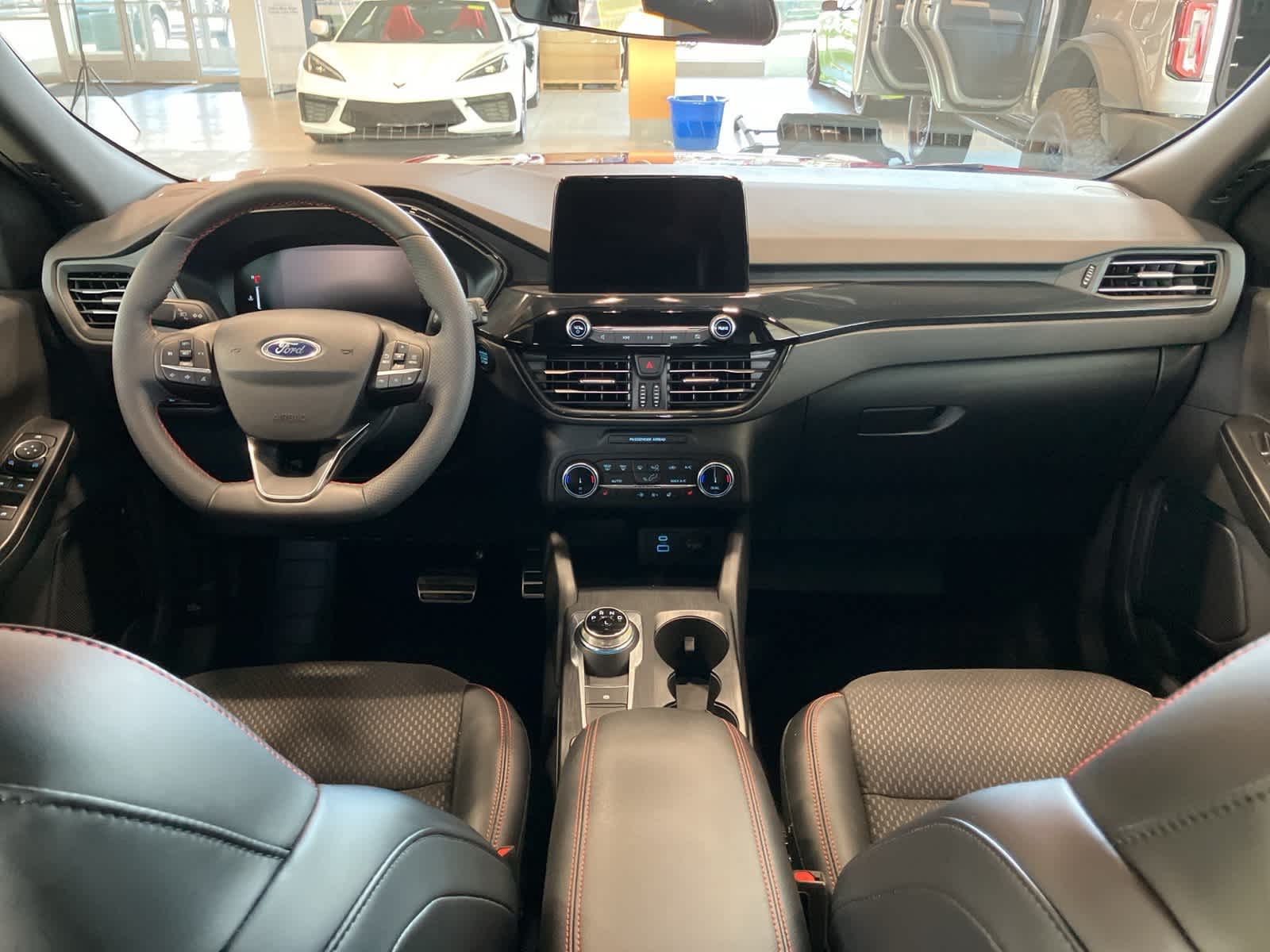 Thumbnail: 2023 Ford Escape - 21