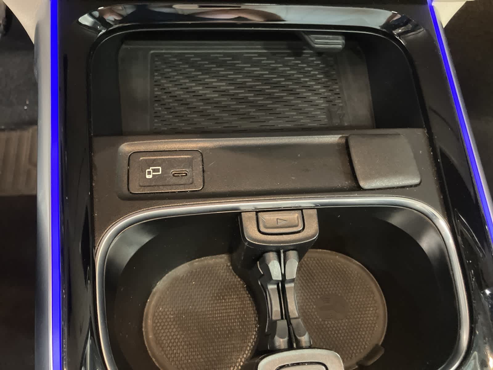 Thumbnail: 2021 Mercedes-Benz GLB - 18