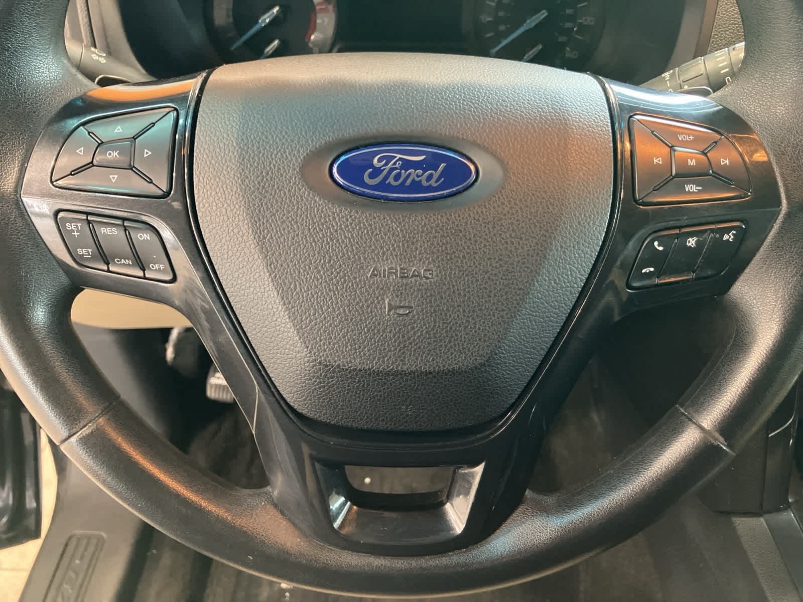 Thumbnail: 2017 Ford Explorer - 14