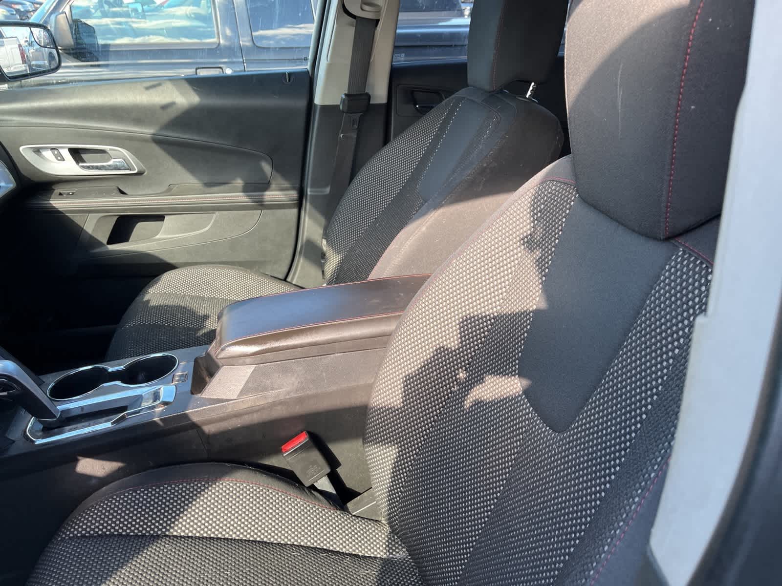 Thumbnail: 2012 Chevrolet Equinox - 23