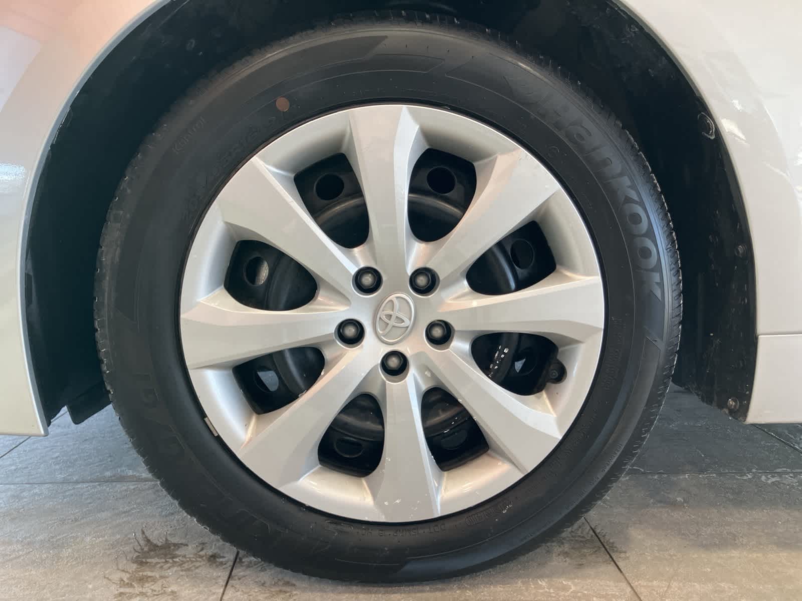 Thumbnail: 2025 Toyota Corolla - 9