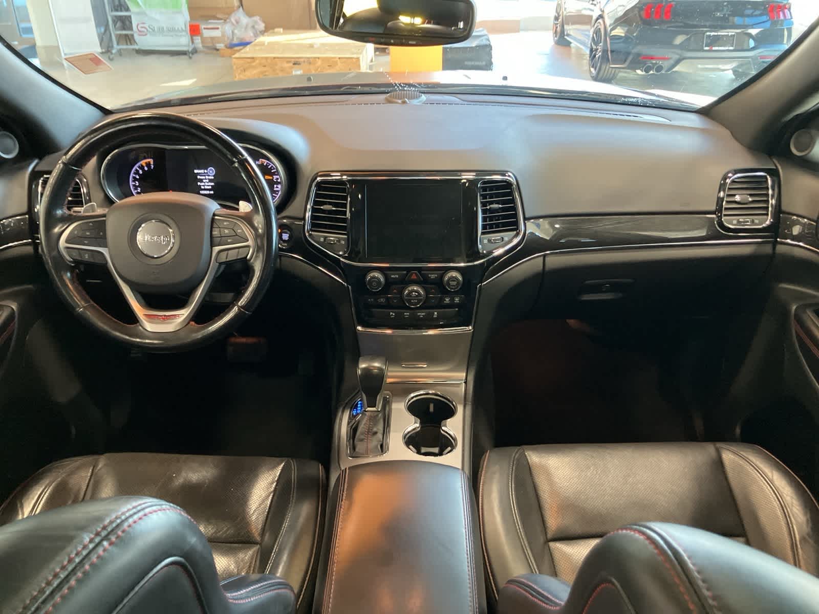 Thumbnail: 2020 Jeep Grand Cherokee - 24