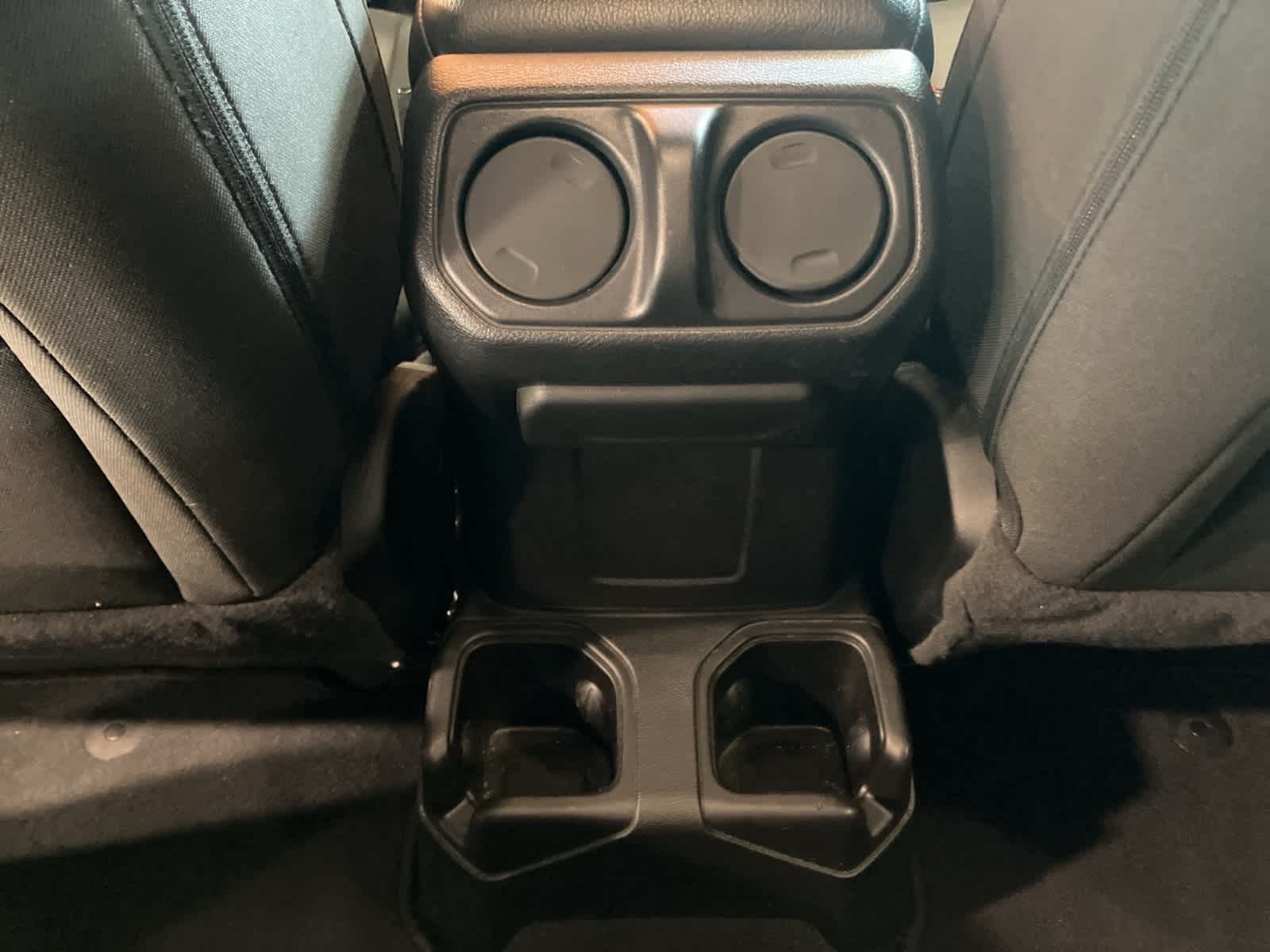 Thumbnail: 2021 Jeep Wrangler - 21