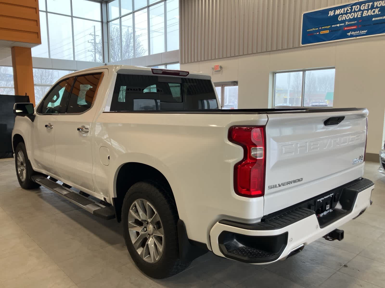 Thumbnail: 2019 Chevrolet Silverado 1500 - 7