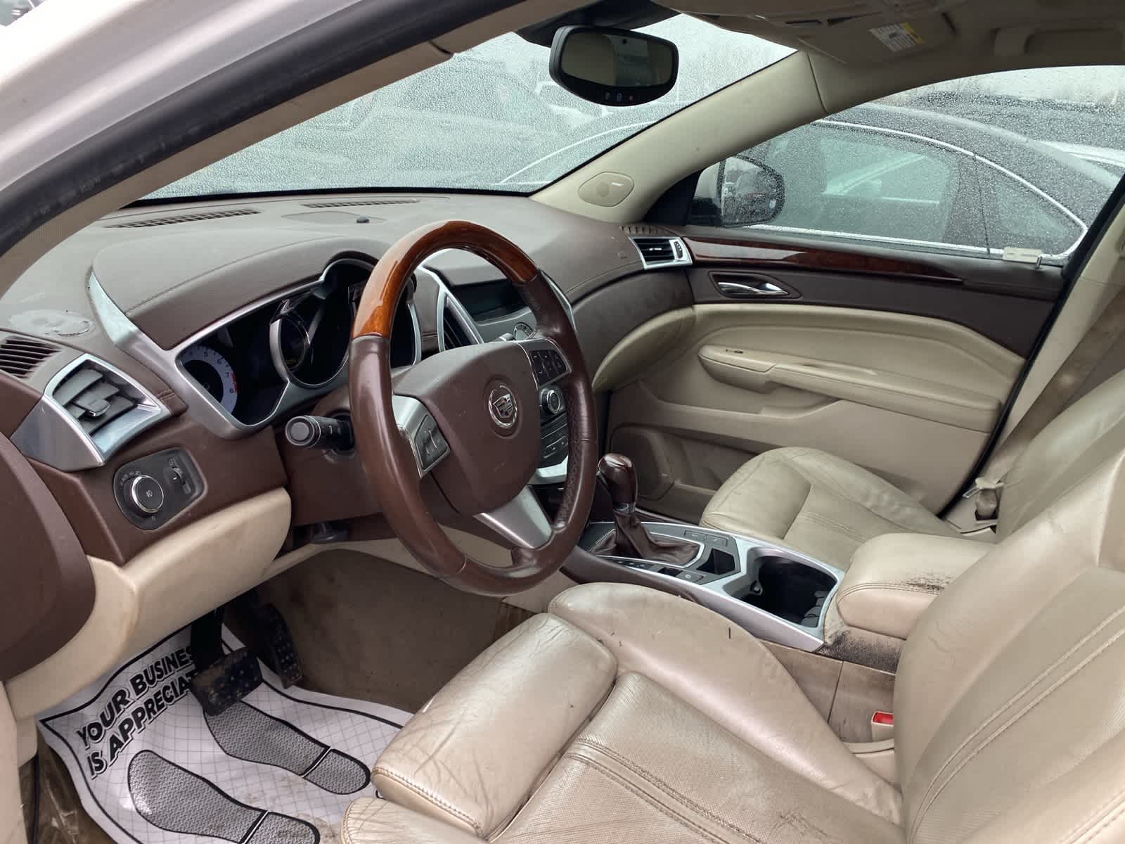 Thumbnail: 2010 Cadillac SRX - 9