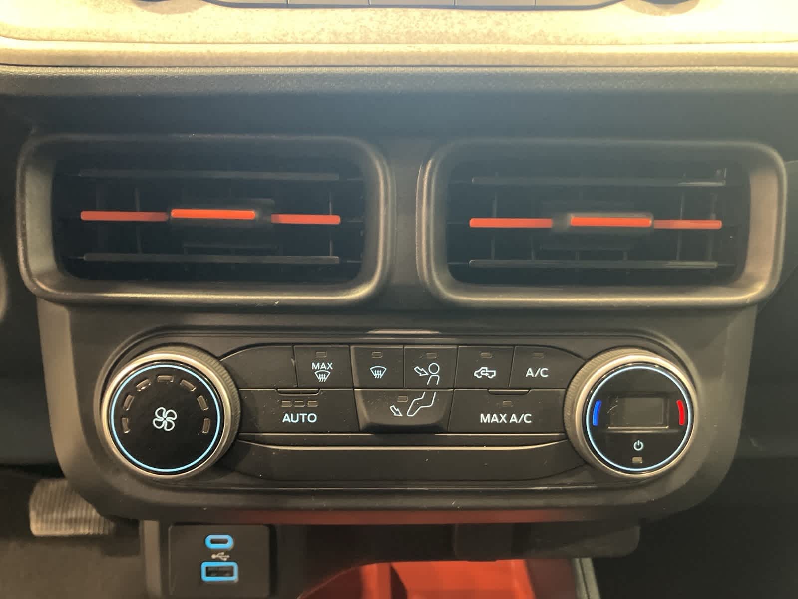 Thumbnail: 2022 Ford Maverick - 19