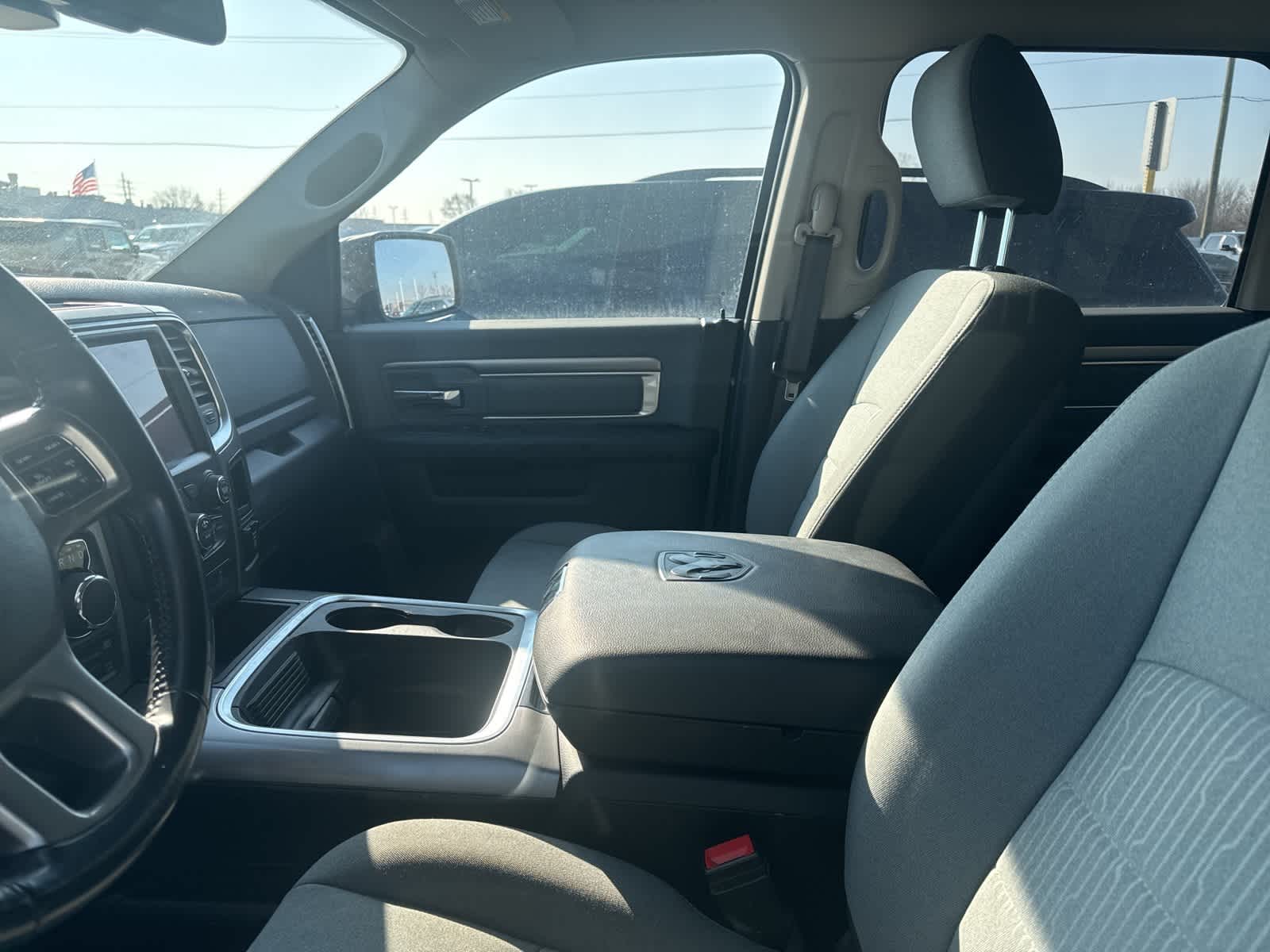 Thumbnail: 2022 RAM 1500 Classic - 27