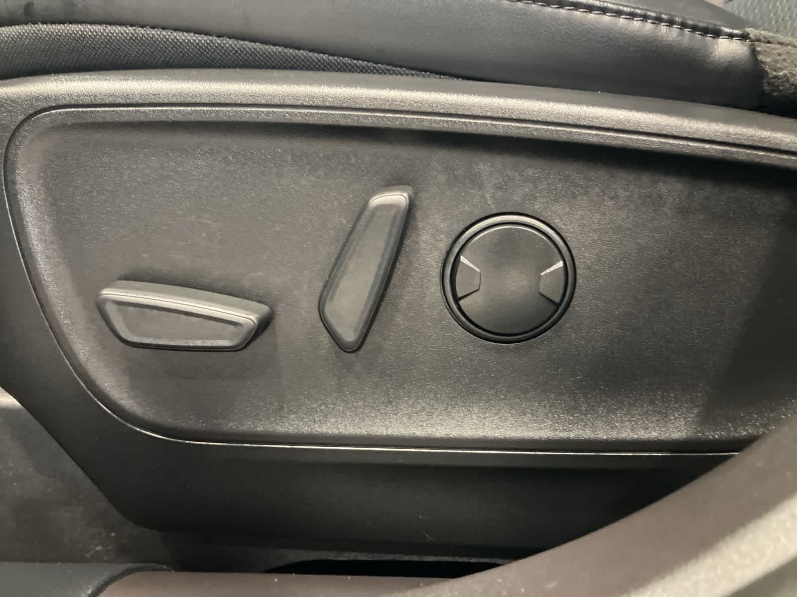 Thumbnail: 2023 Ford Escape - 13