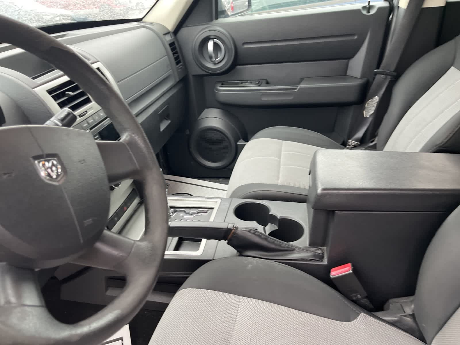 Thumbnail: 2009 Dodge Nitro - 23