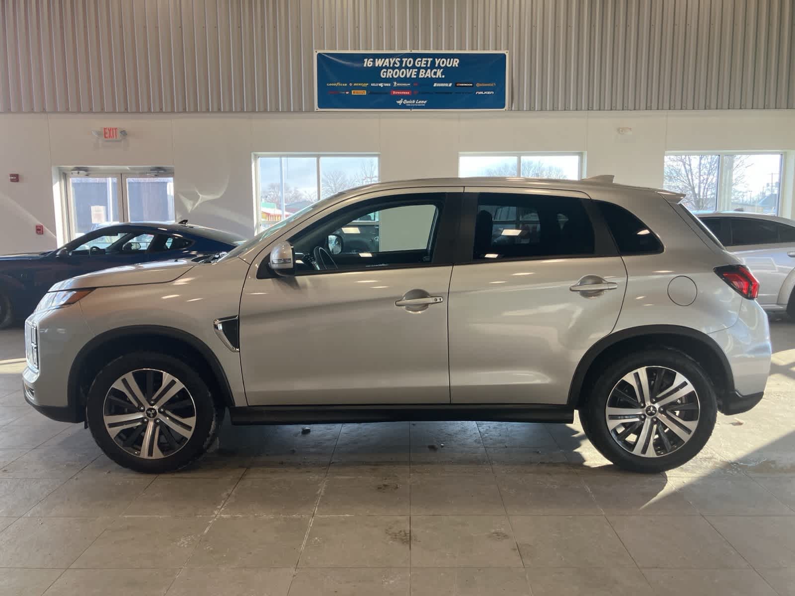 Thumbnail: 2025 Mitsubishi Outlander Sport - 8