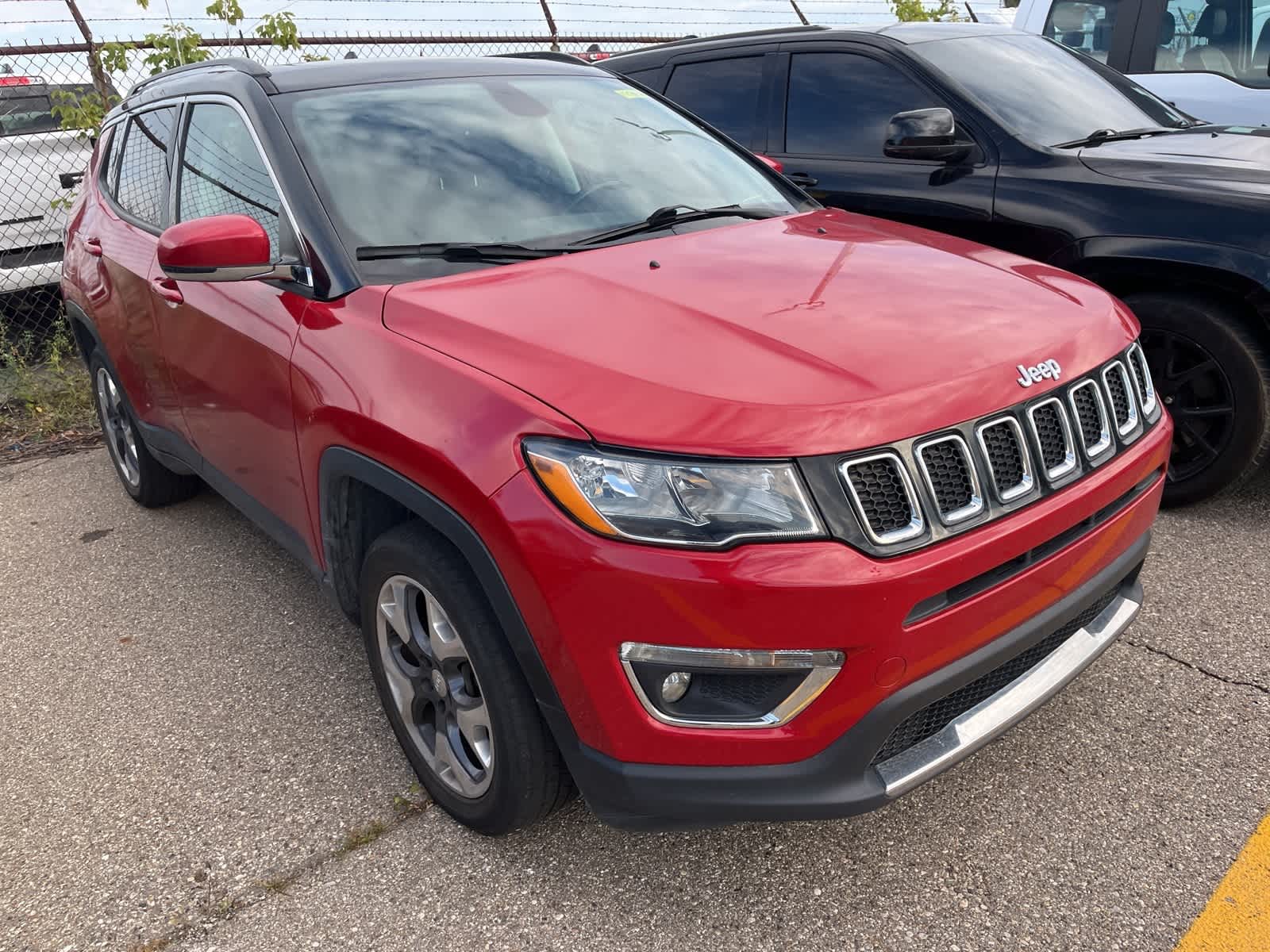 Thumbnail: 2020 Jeep Compass - 18