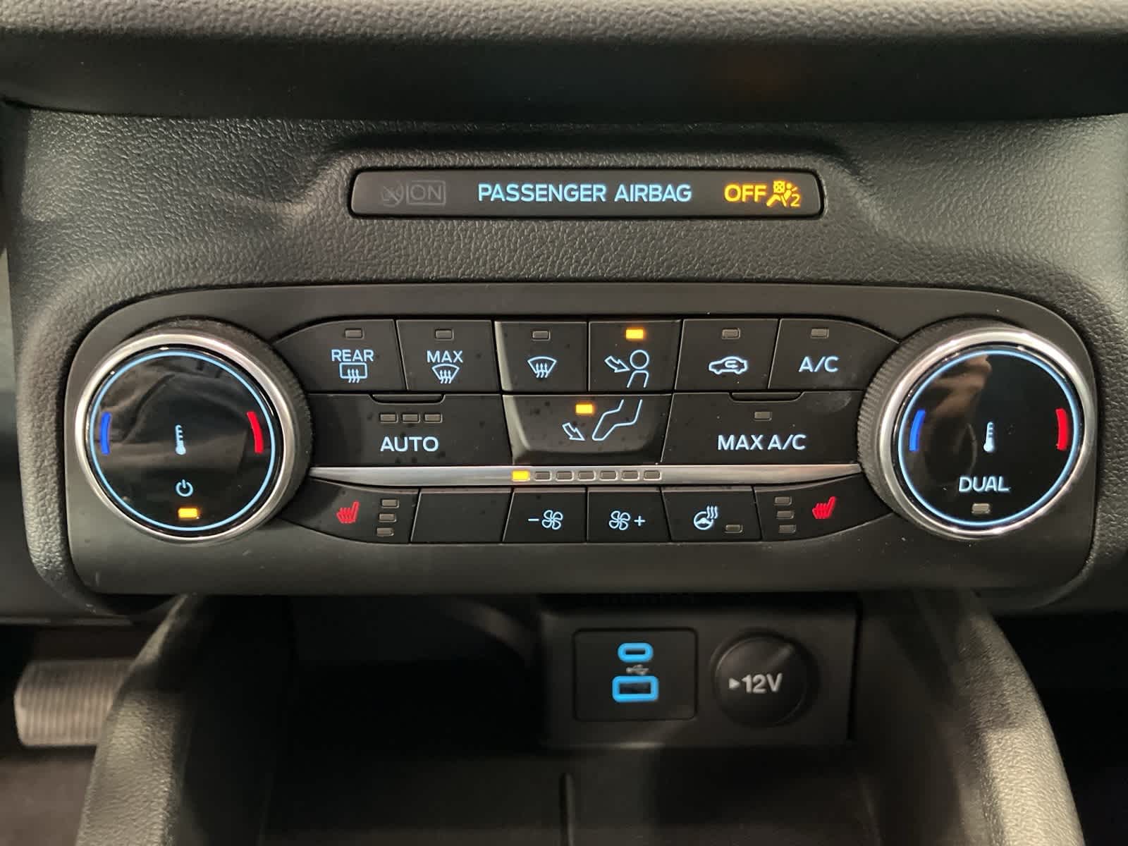 Thumbnail: 2023 Ford Escape - 20