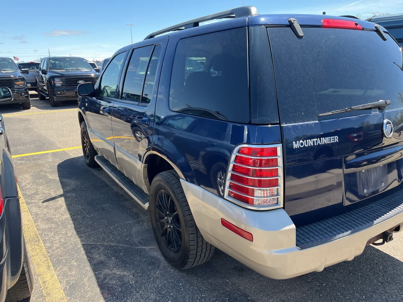 Thumbnail: 2004 Mercury Mountaineer - 3