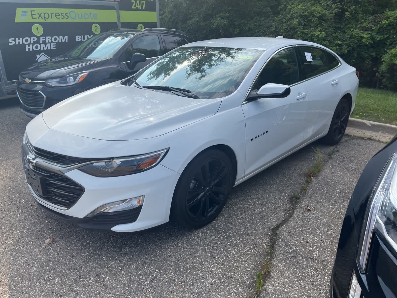 Thumbnail: 2023 Chevrolet Malibu - 5