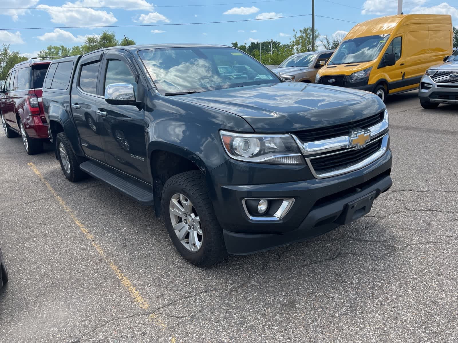 Thumbnail: 2017 Chevrolet Colorado - 18