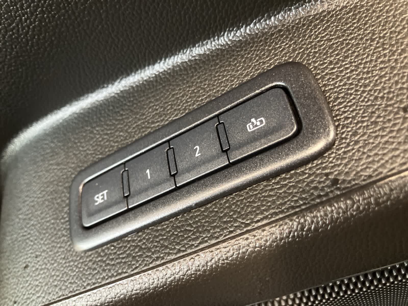 Thumbnail: 2020 GMC Yukon - 15