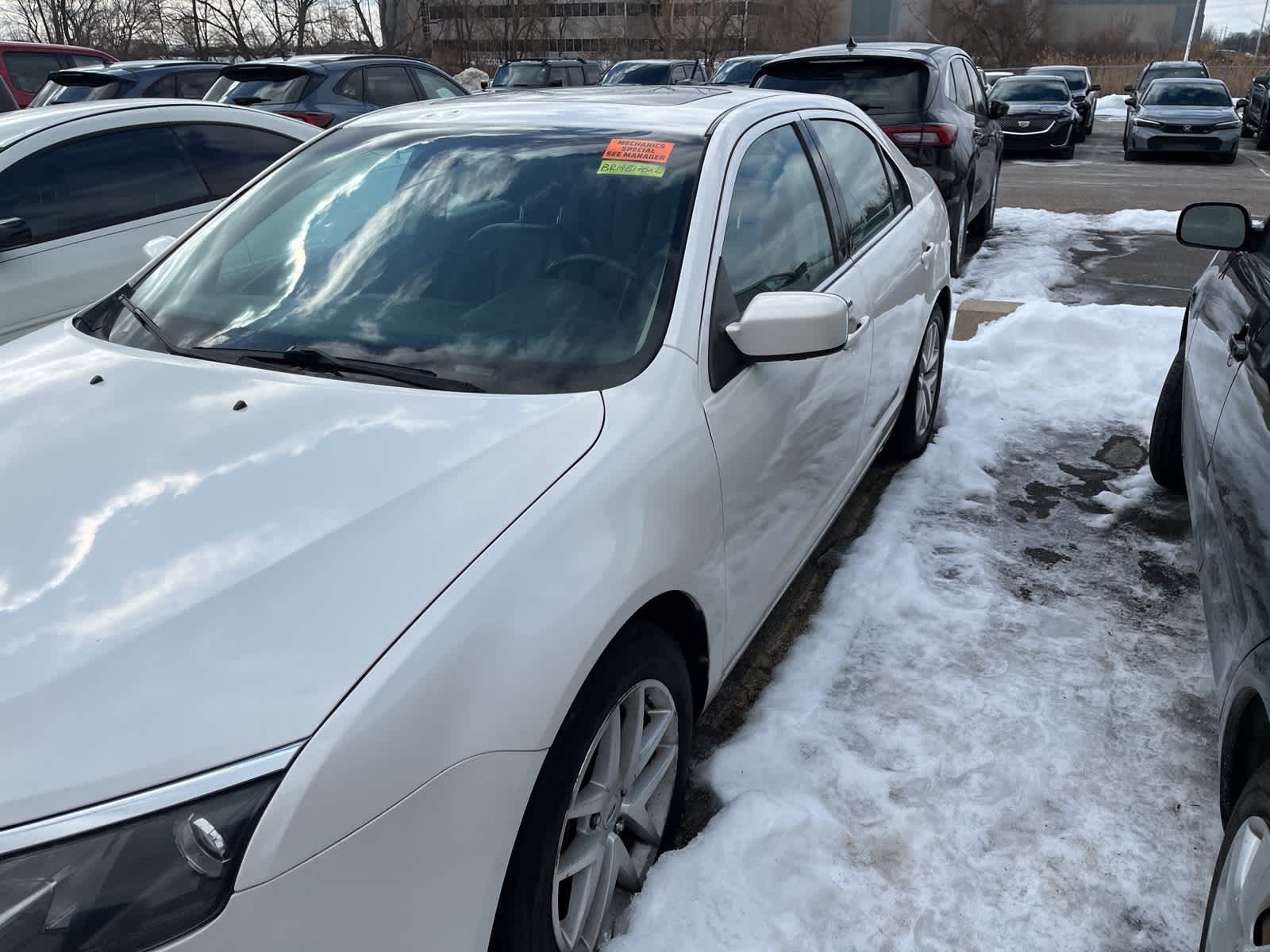 Thumbnail: 2011 Ford Fusion - 6