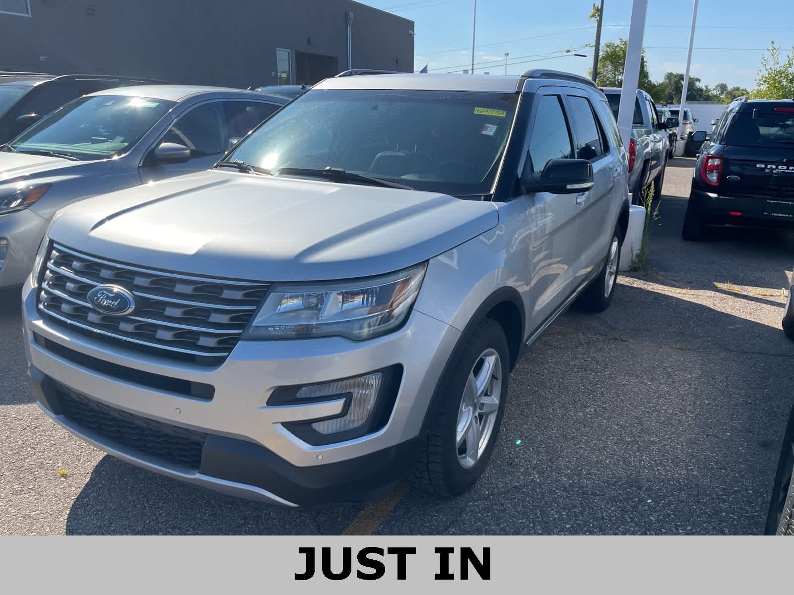 Thumbnail: 2017 Ford Explorer - 1